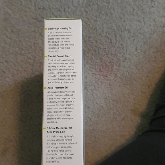 🧼Clearproof Acne System Set🧼 - Picture 4 of 5